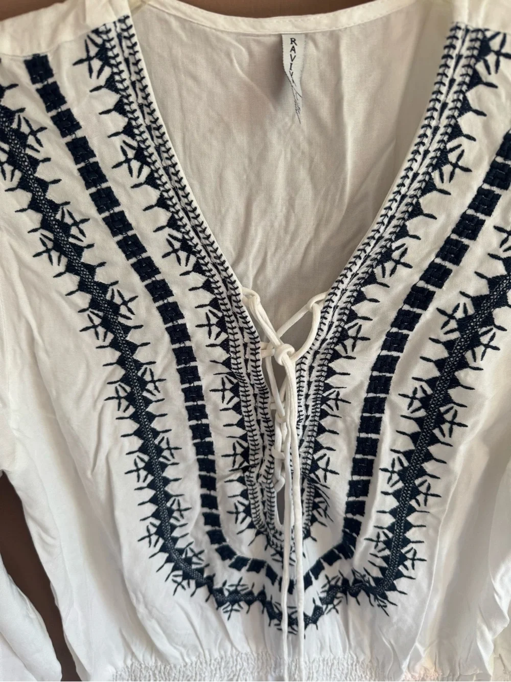 NWOT Raviya Women's Embroidered Tie-Neck Dress Beach  Cover-Up